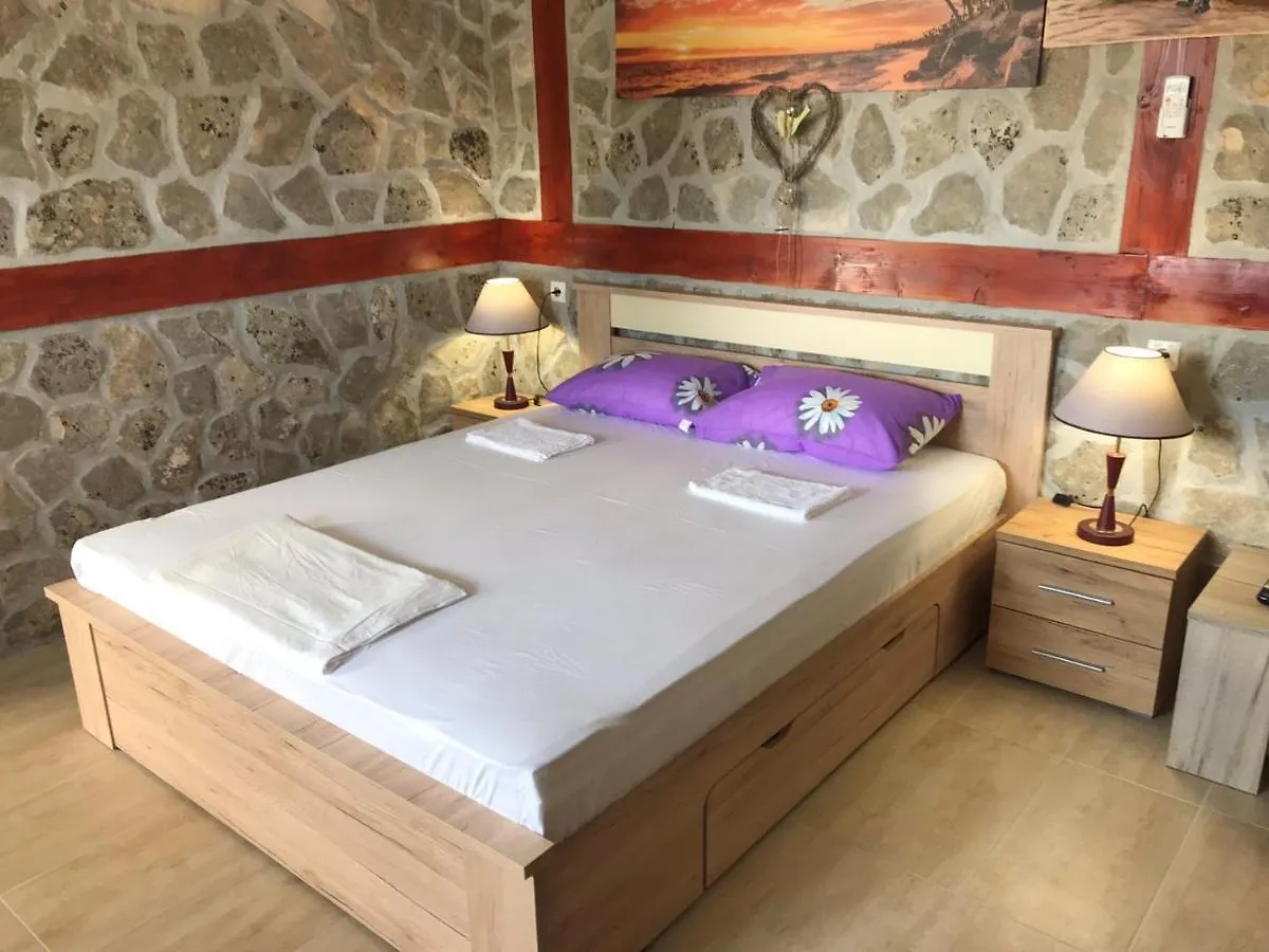 Holiday home Apertment & Studio Fenix Villa Benkovac Croatia