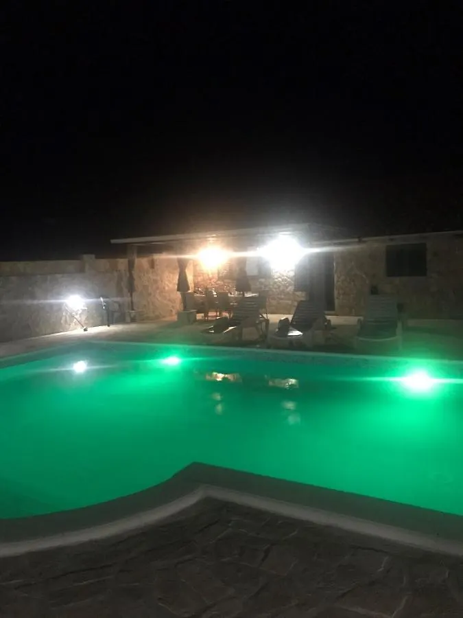 Holiday home Apertment & Studio Fenix Villa Benkovac Croatia